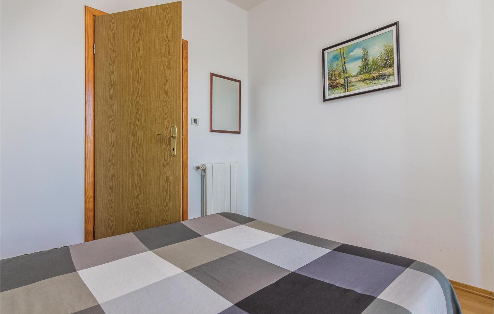 Cozy Apartment In Porec With Wifi Poreč Exterior foto