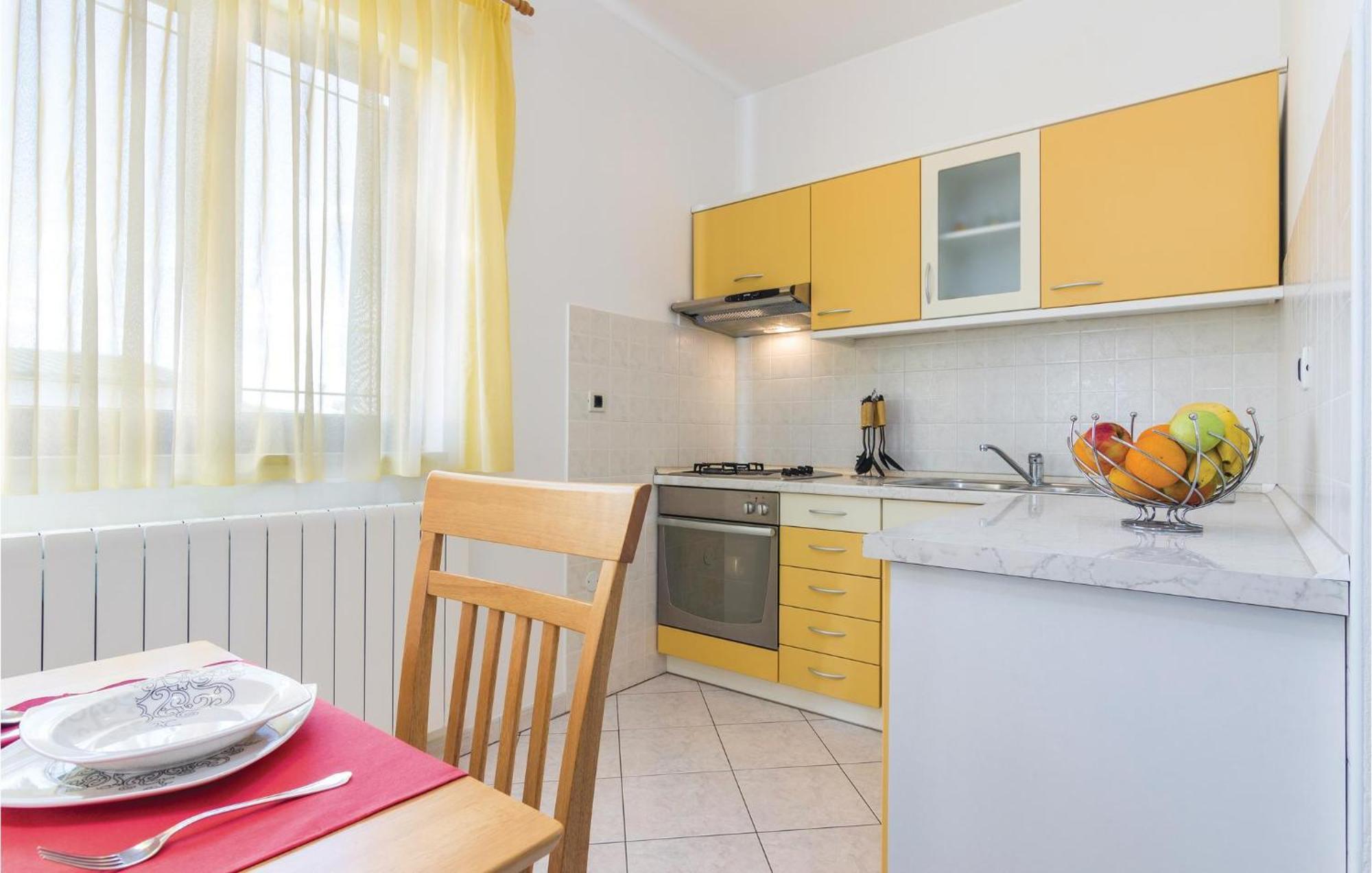 Cozy Apartment In Porec With Wifi Poreč Exterior foto